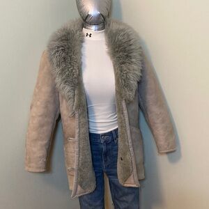 Women's Shearling Coat with Lamb’s Fur Collar